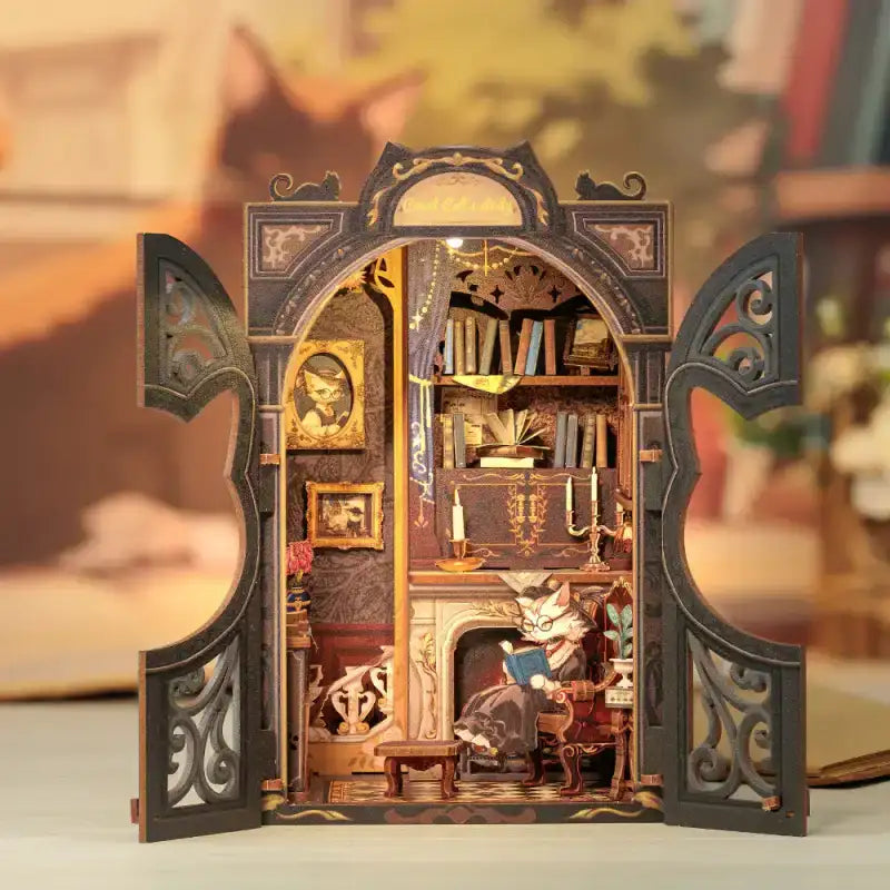 WonderWood™ Count Cat’s Study