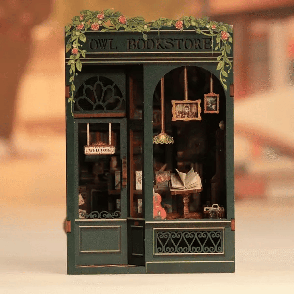 WonderWood™ Owl Bookstore