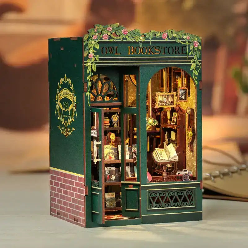 WonderWood™ Owl Bookstore