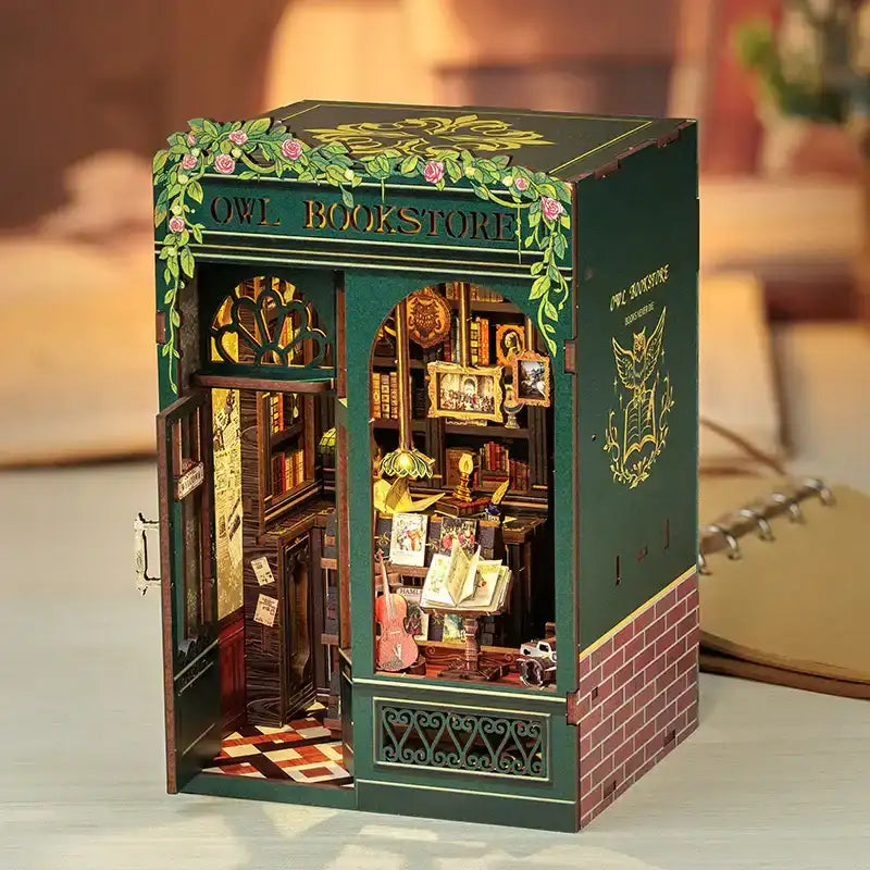 WonderWood™ Owl Bookstore